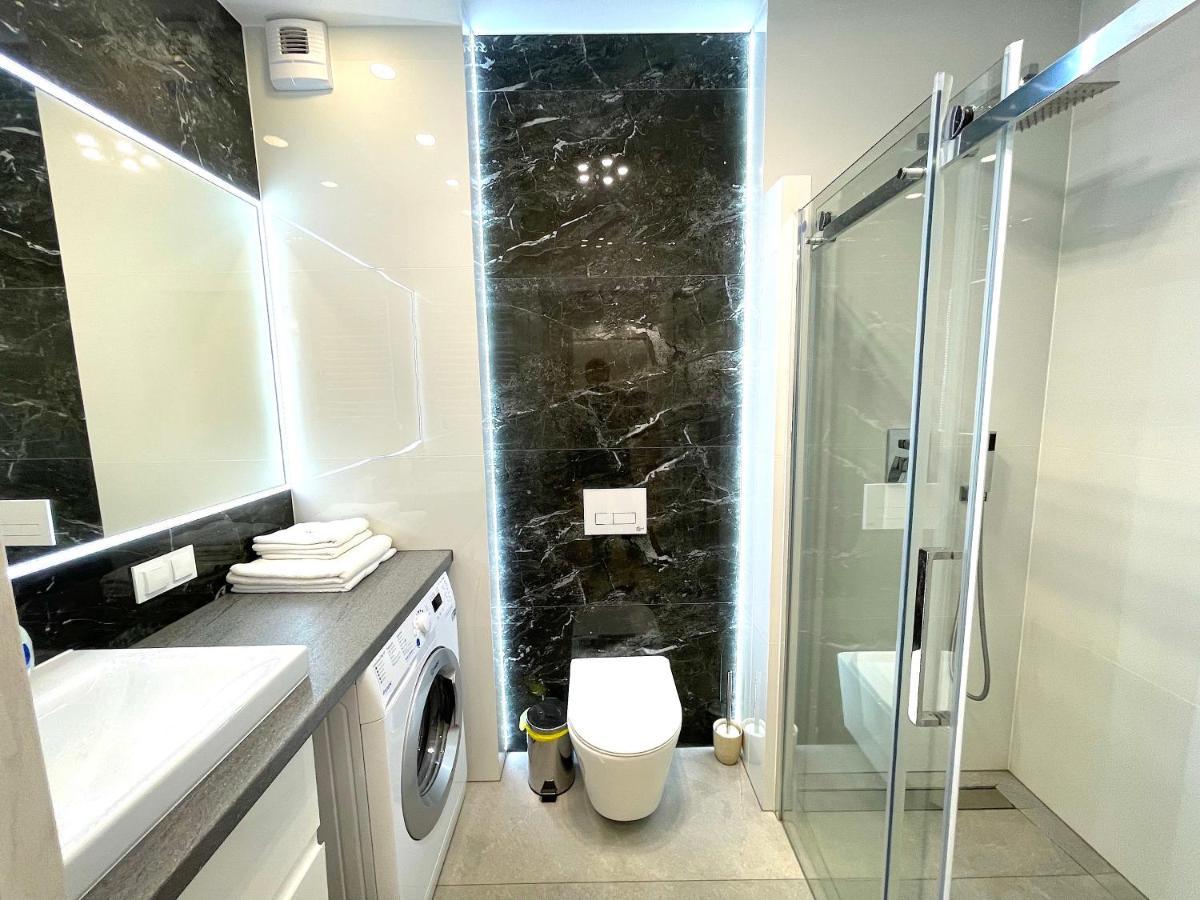 Apartament Superior Blue Przy Plazy- Free Pool, Saunas, Jacuzzi, Fitness, Salzgrotte Kołobrzeg Eksteriør billede